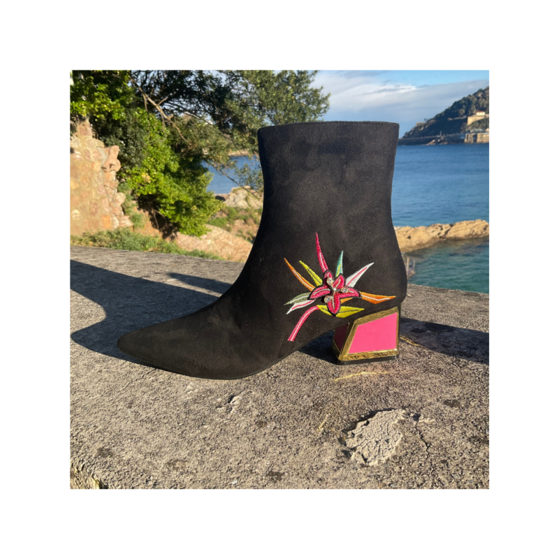 Biarritz Botín Negro Bordado