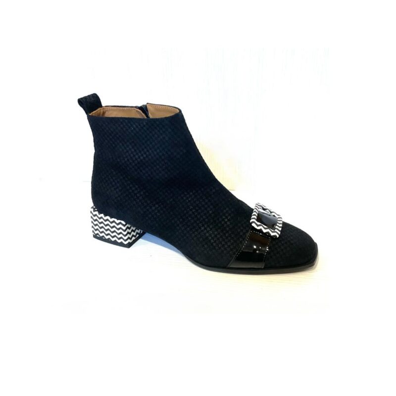 Milán Botín Ante Arlequín