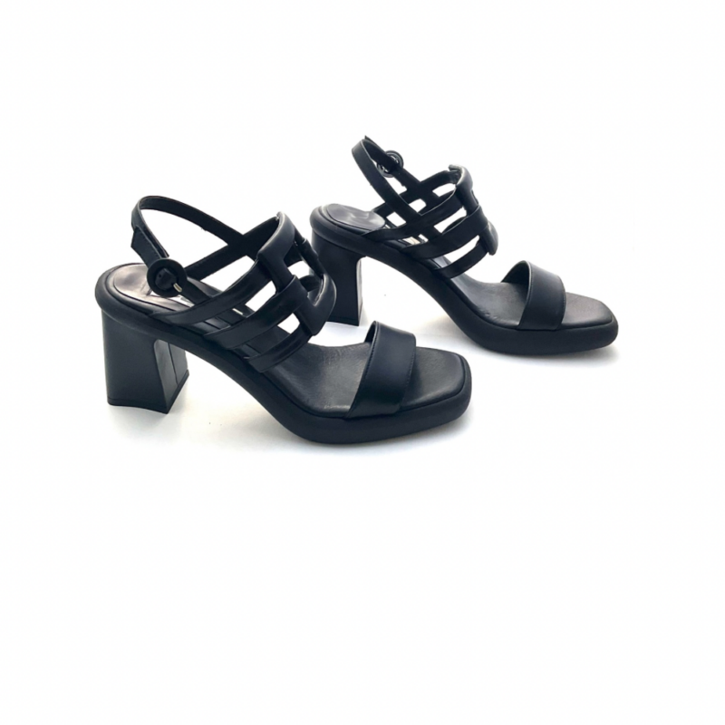 Olga Sandalia Tacón Negra